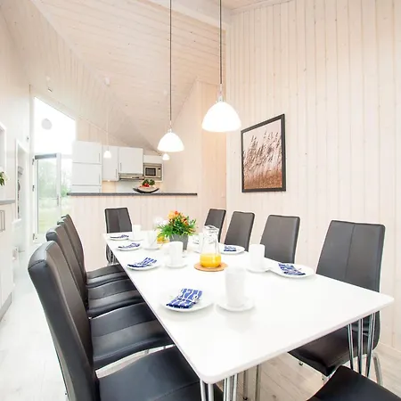 Skandinavisches Fuer 10 Personen *